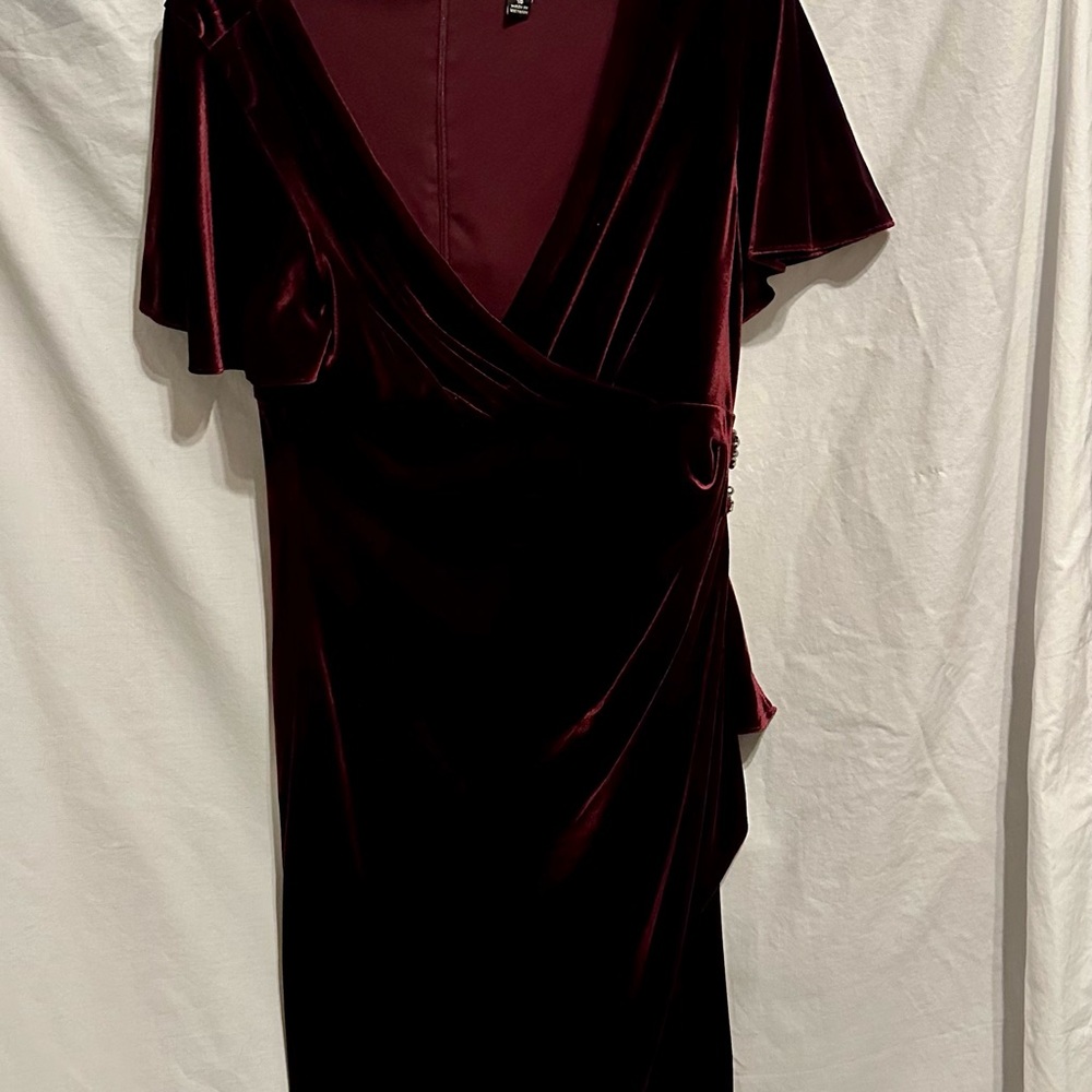 SLNY Deep Red Asymmetrical Dress